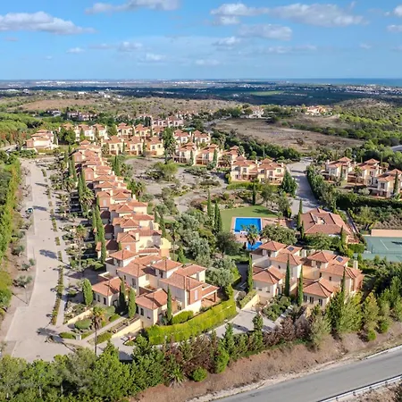 Monte Rei 2 Bed Linked