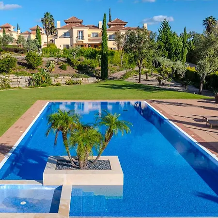 Villa Monte Rei 2 Bed Linked *