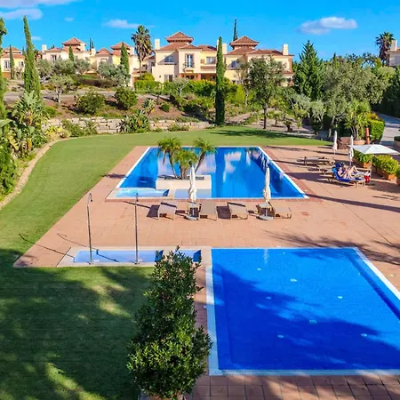 Monte Rei 2 Bed Linked Willa *